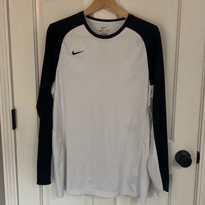 Nike Dry Fit, White/Black, Like New, SZ Large